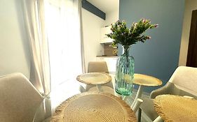 Intero Appartamento con Vasca Idromassaggio e Solarium - Villa Ciaculli
